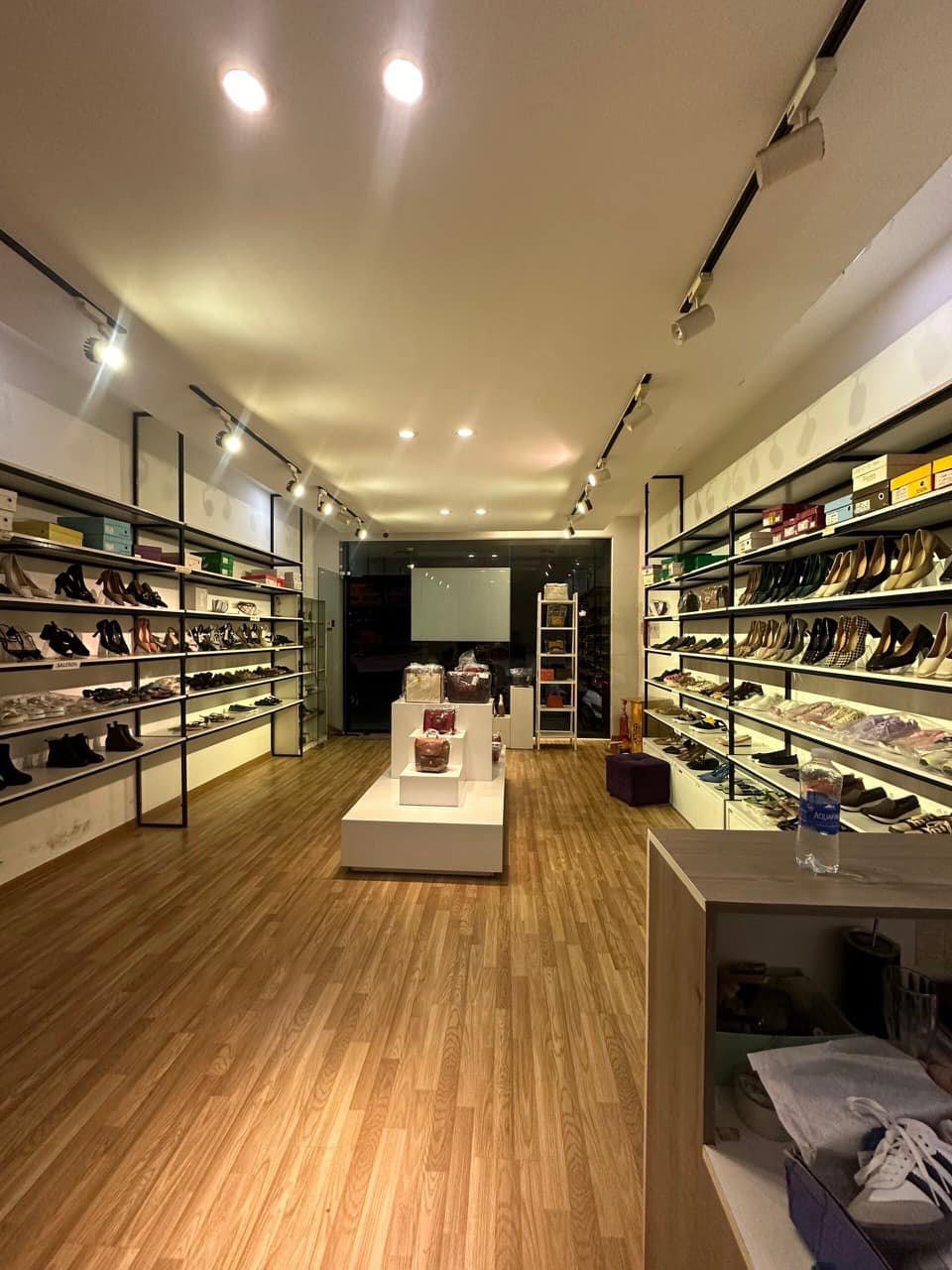 566ba6b5-08c3-49ba-9656-7272c799db6b