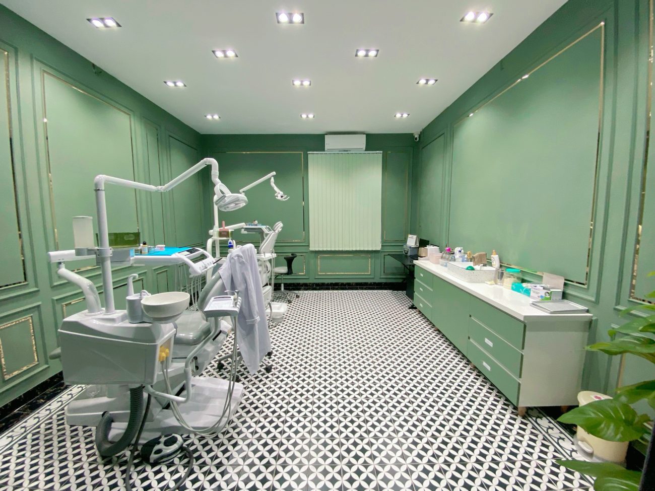 746c6b16-3c4e-4b23-b51f-7760de73f9c5-1300×975