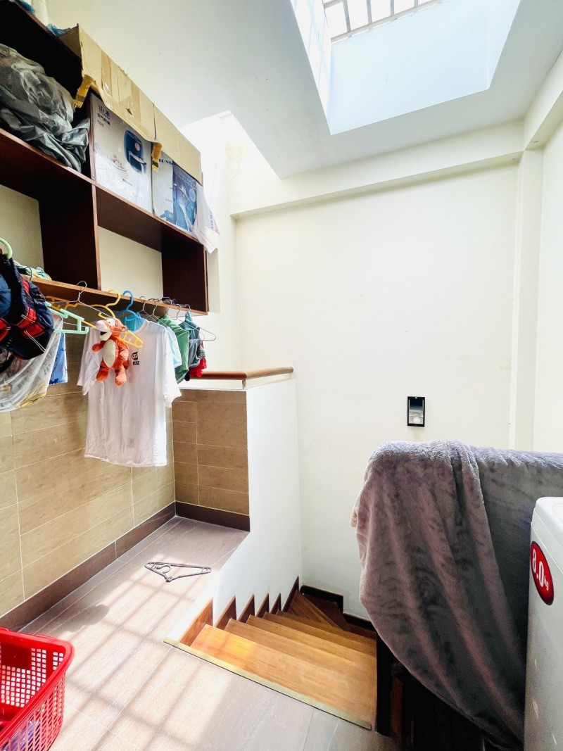 795012dabc9f6febe021ddda63376ec3.md (1)