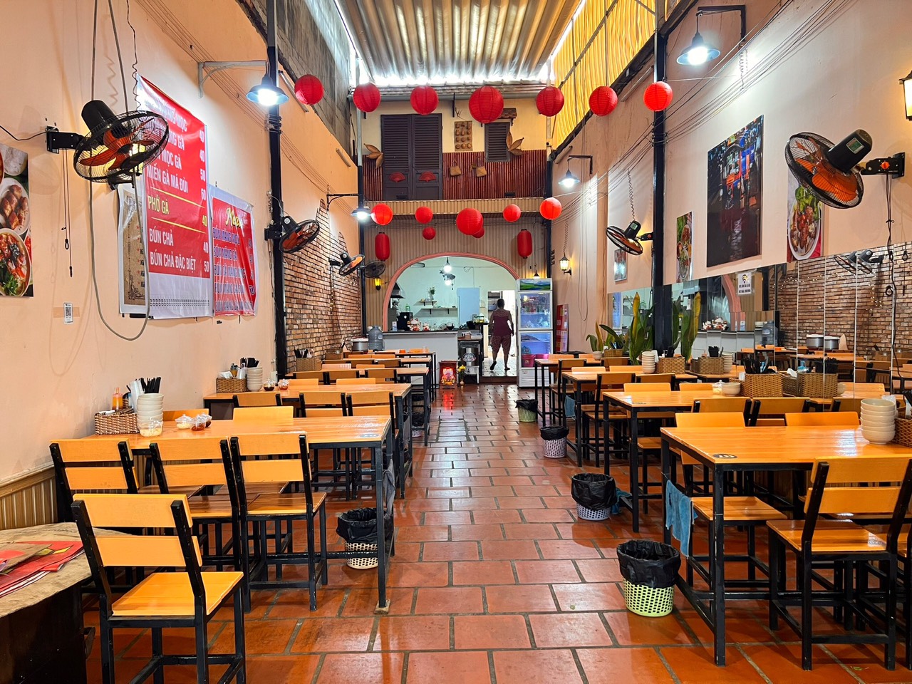 81f3f303-9e03-4a64-ac1a-7e48b0ee324f