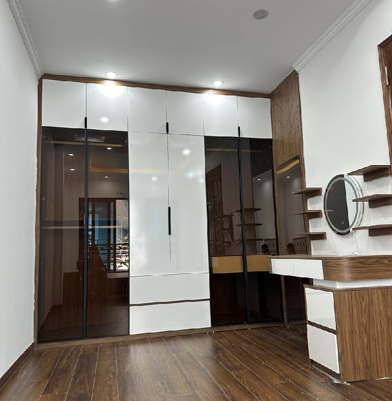 8rp-73D9BECB-lycff2xz_11_lycff34e