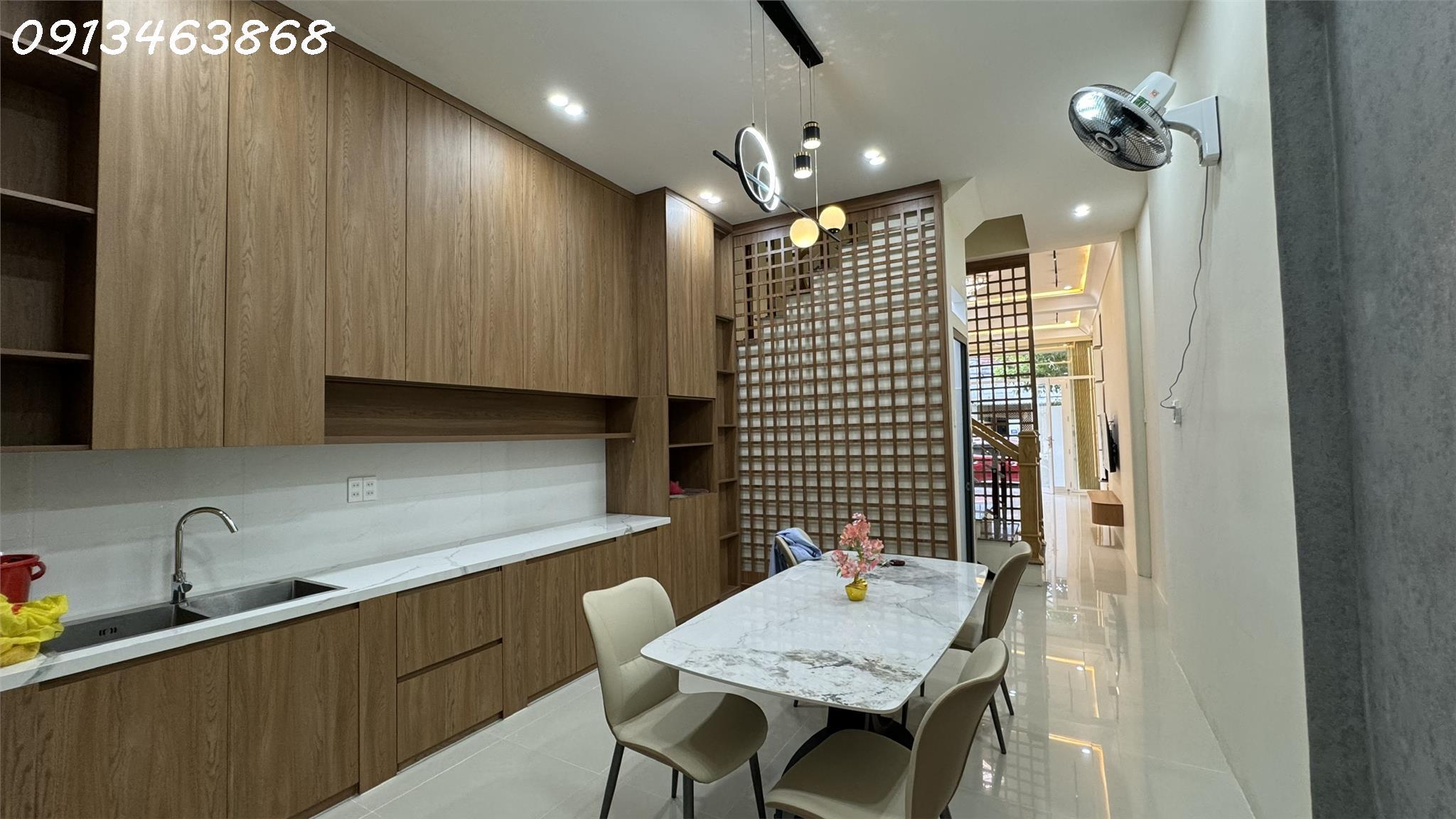 9a562b06-6bd2-44d0-b4c8-e671ce1f3ee4