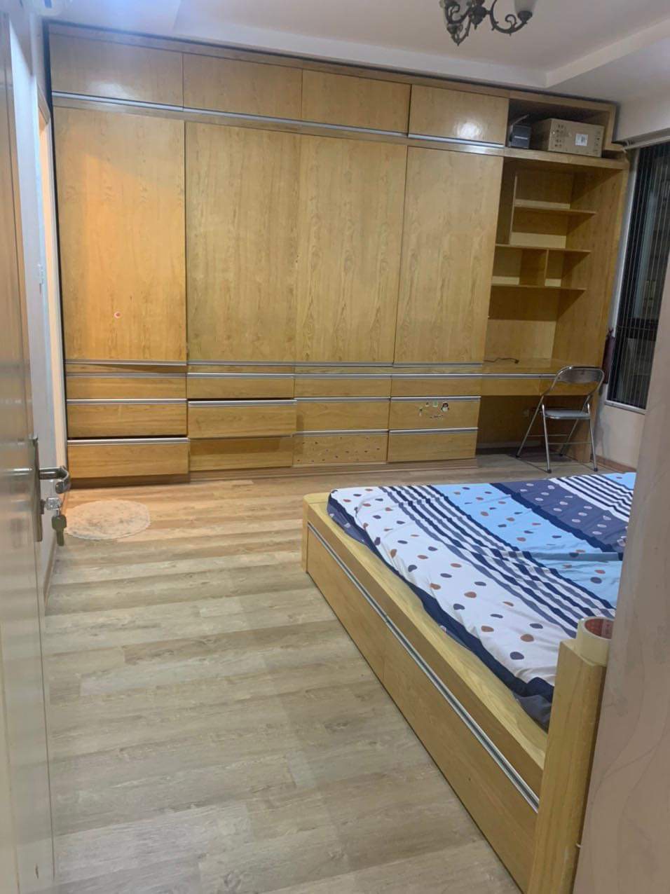 9b3444575c48f916a0596