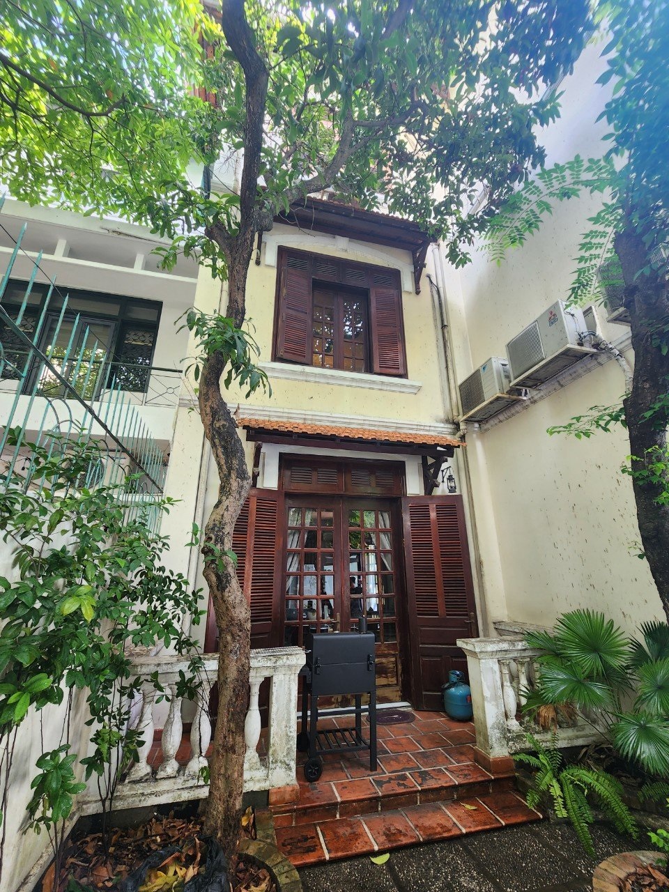 BIET THU 26X20, 3 TANG TRAN QUOC THAO Q3 NHINH 100 TY TL2