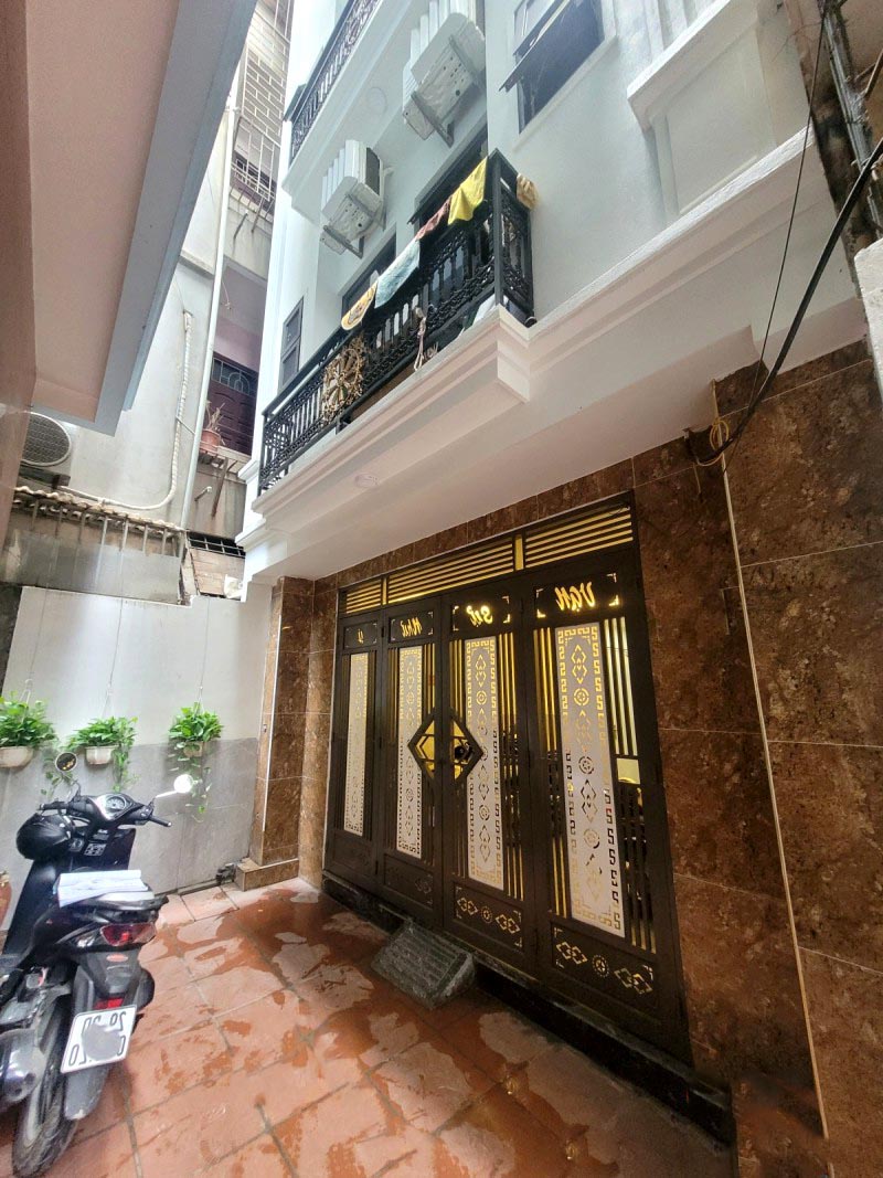 Mua-ban-nha-rieng-13ty-Trung-Kinh-Cau-Giay-Ha-Noi_000