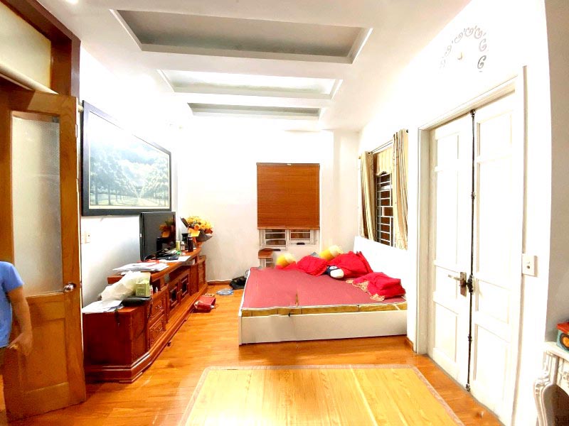 Mua-ban-nha-rieng-7ty-Chua-Lang-Dong-Da-Ha-Noi_005