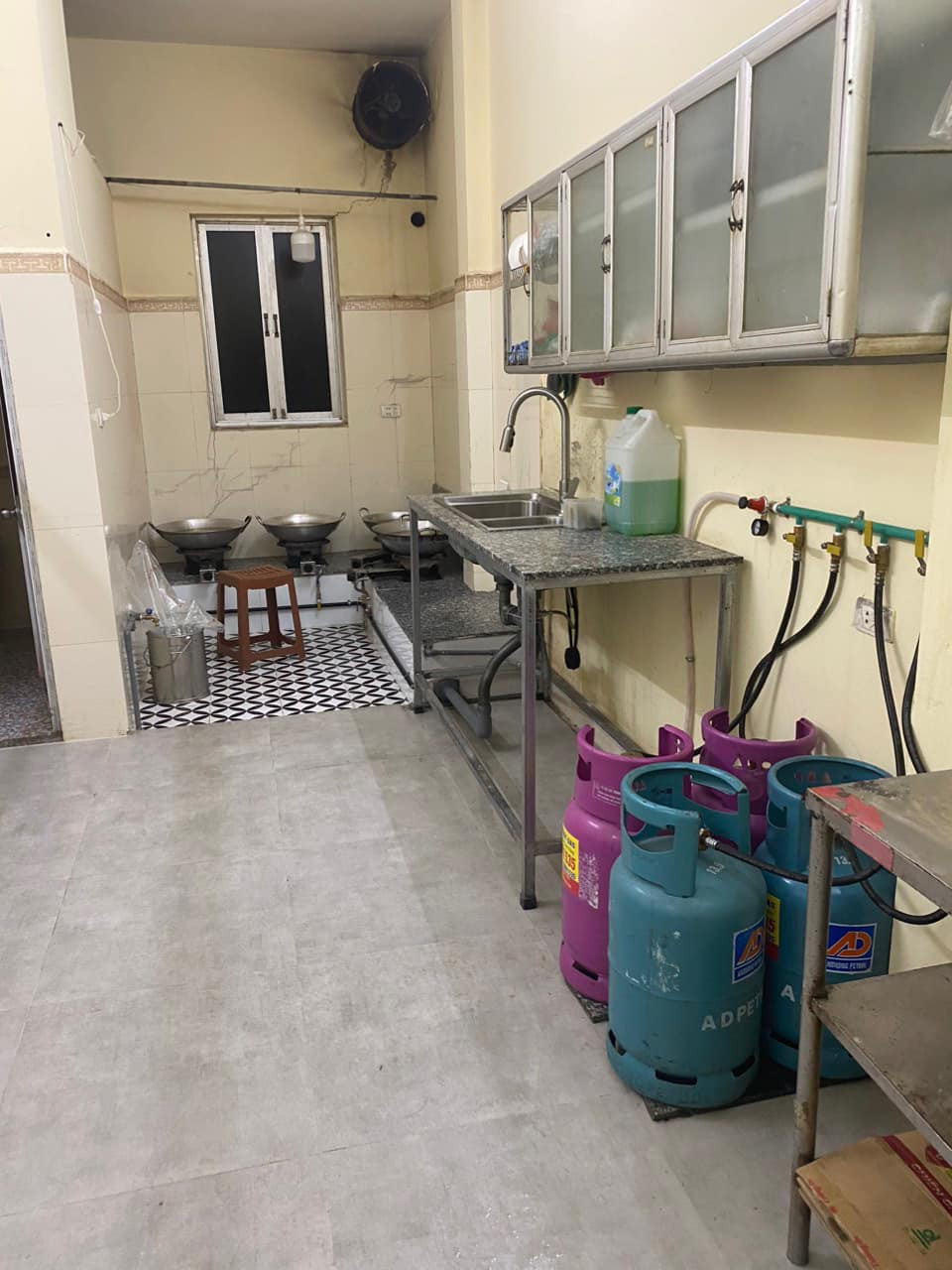 afb42345-6aa5-4f09-b77b-548728fcd2e2