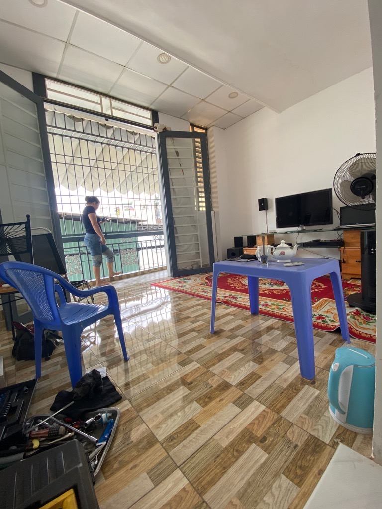 ajp-F28CF404-lvoqs578_18_lvoqs5kh