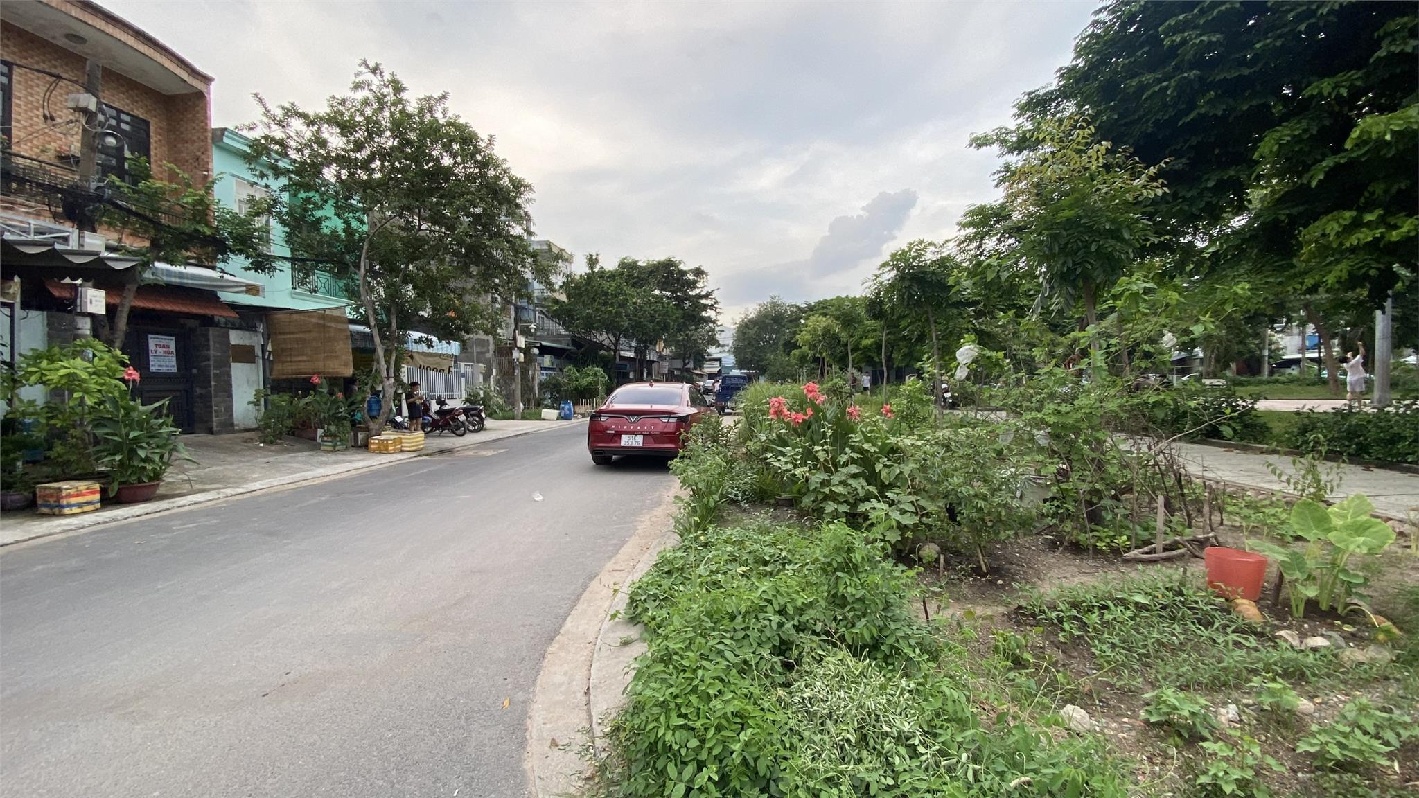 ban-dat-nen-phuong-linh-trung-thu-duc (12)