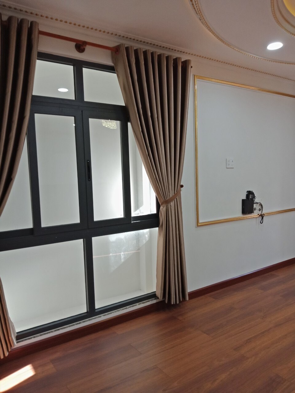 ban-nha-5-tang-do-xuan-hop-phuoc-long-b-10-ty (11)