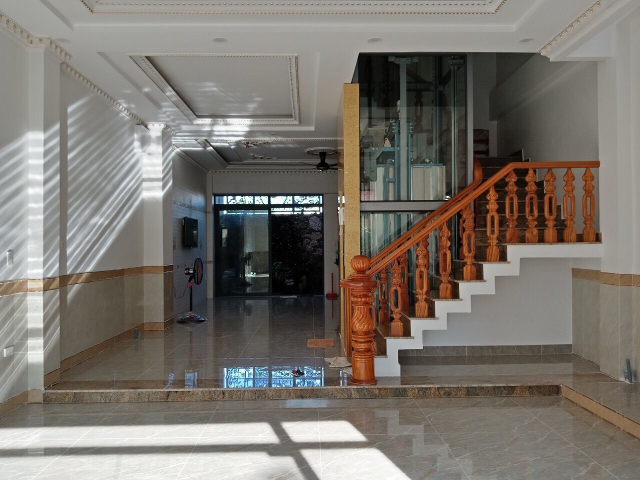 ban-nha-5-tang-do-xuan-hop-phuoc-long-b-10-ty (18)