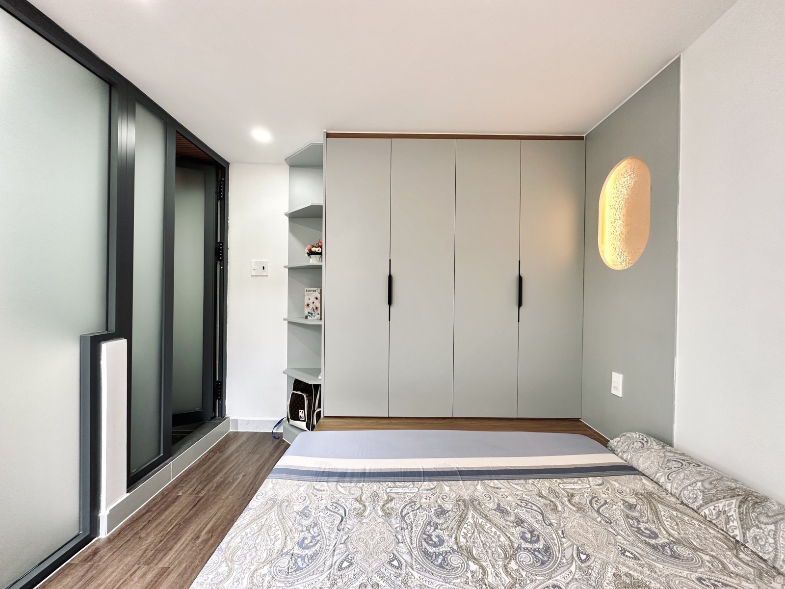 ban-nha-ba-thang-hai-quan 10 (2)