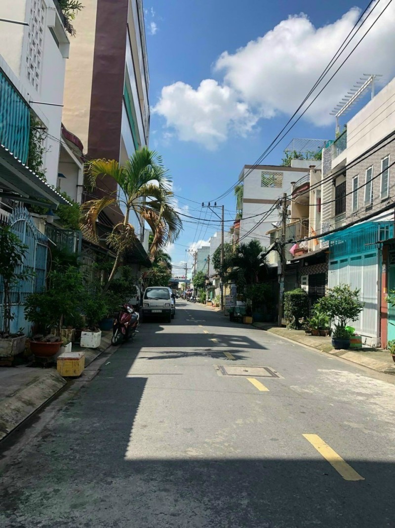 ban-nha-quan-11-duong-le-thi-bach-cat