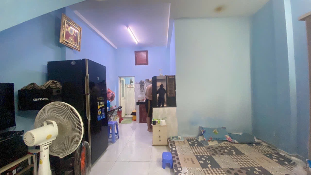 ban-nha-thong-nhat-04