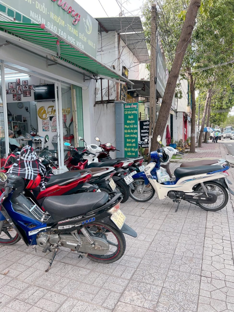 c2379862-6e08-4b22-9a34-d90f9bda2052-975×1300