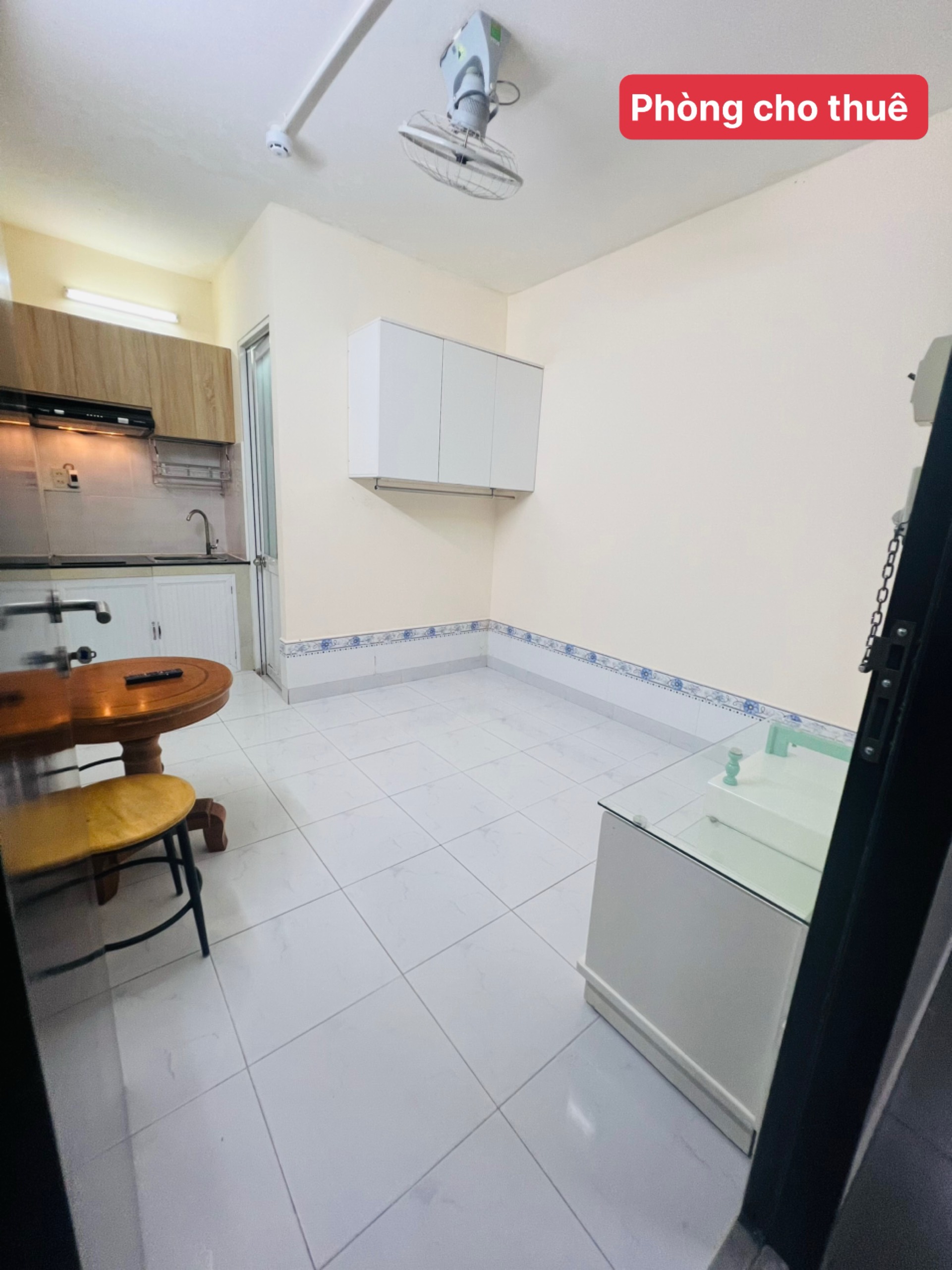 c6dc9ea56abec9e090af