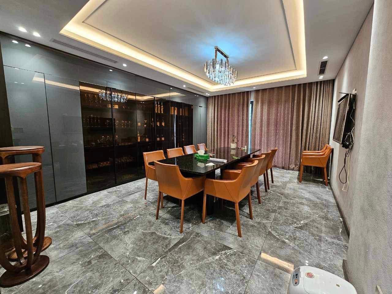 cho_thue_MBKD_nguyen_van_loc (3)