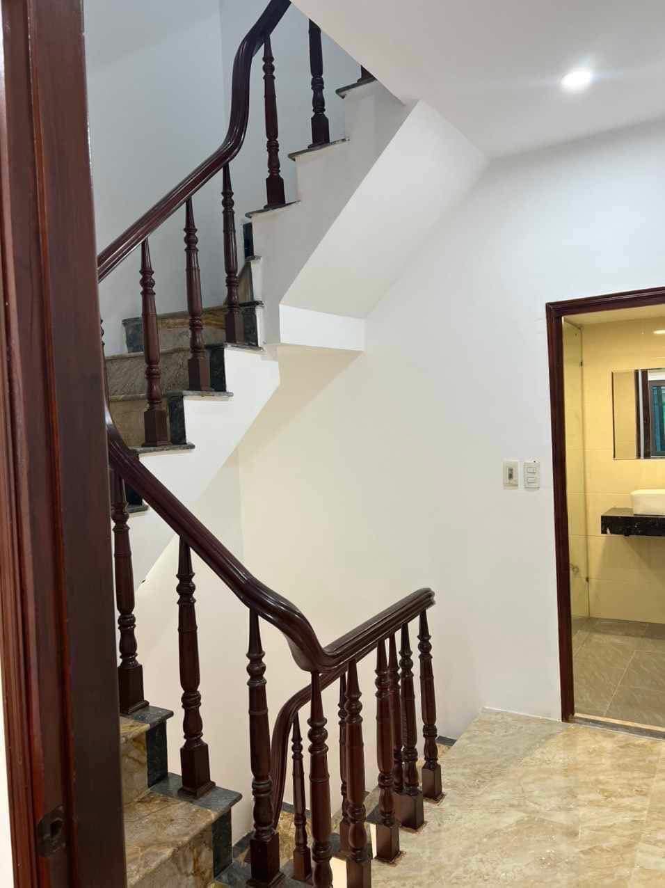 cho_thue_nha_mai_dong_hoang_mai (8)