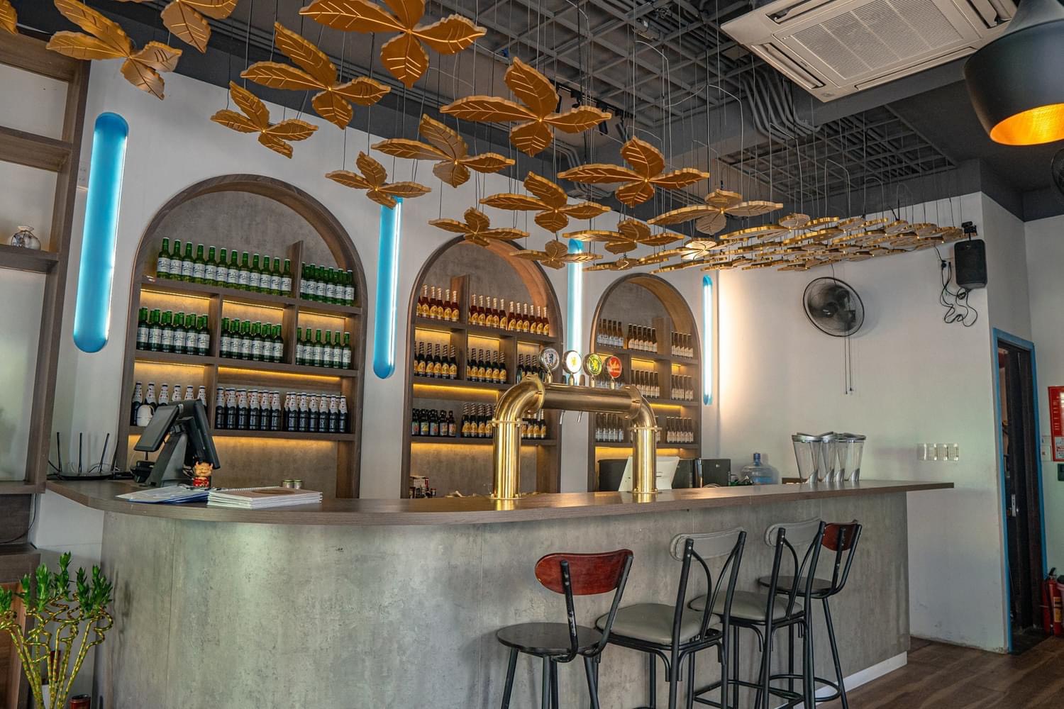 e757ebd304aaa1f4f8bb8