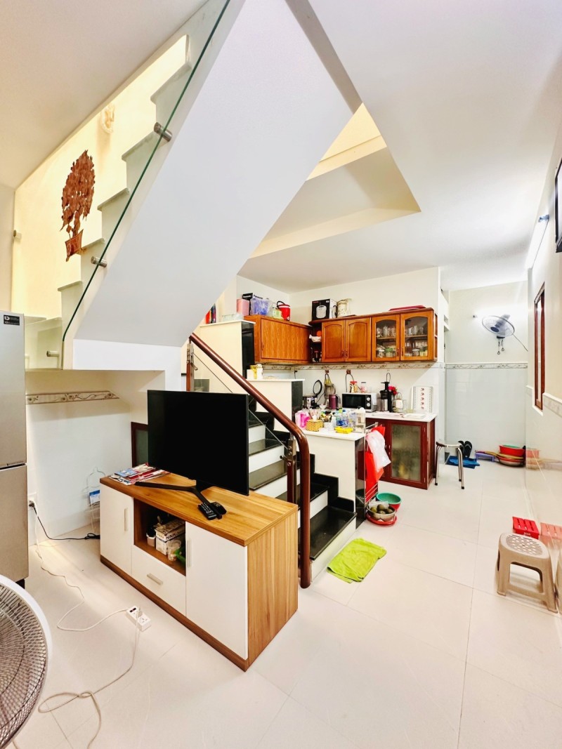 e937f419429bdce624fc498f09b8a516.md