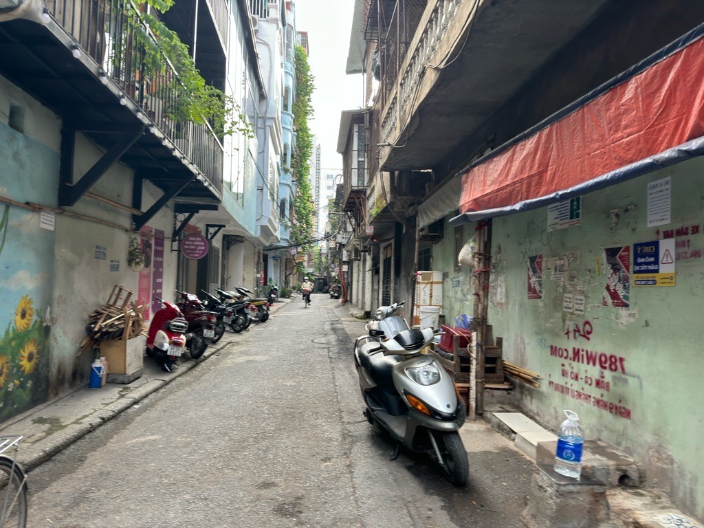 xce-D7D8EEC1-lxm1ol4e_21_lxm1olp2