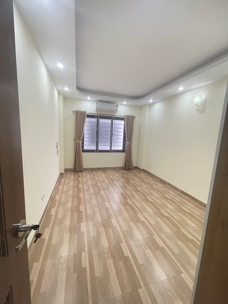 xzr-14E34A65-lys7rkk2_23_lys7rl2x