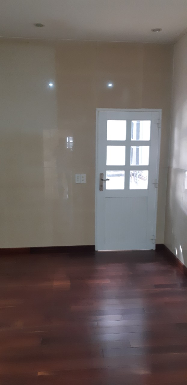 z3664747650512_64d35dfa87e722c8d6380b3b0279206b