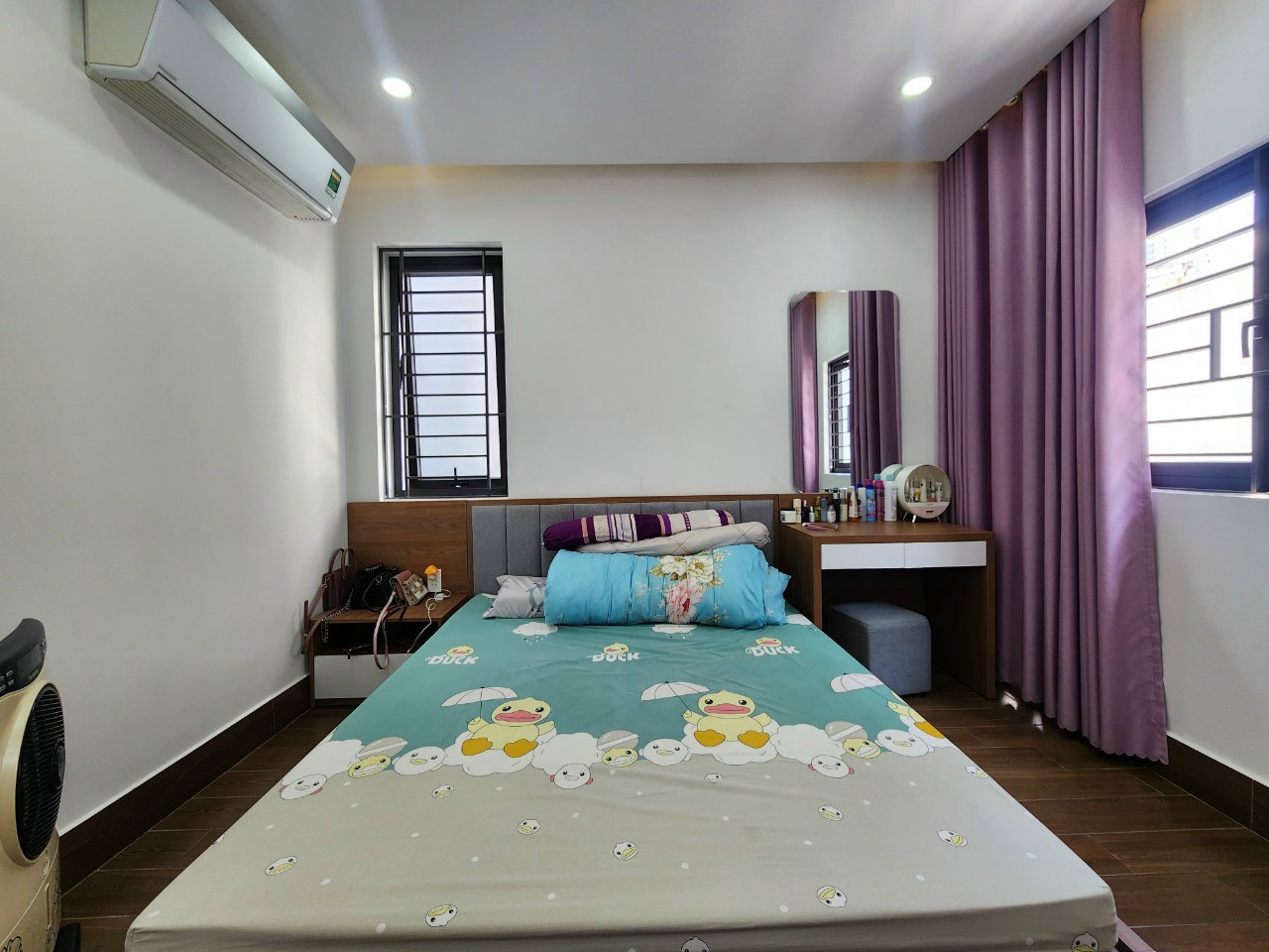 z5212571142866_3efbc0f2bd8b5cb146e40590d56fca0b