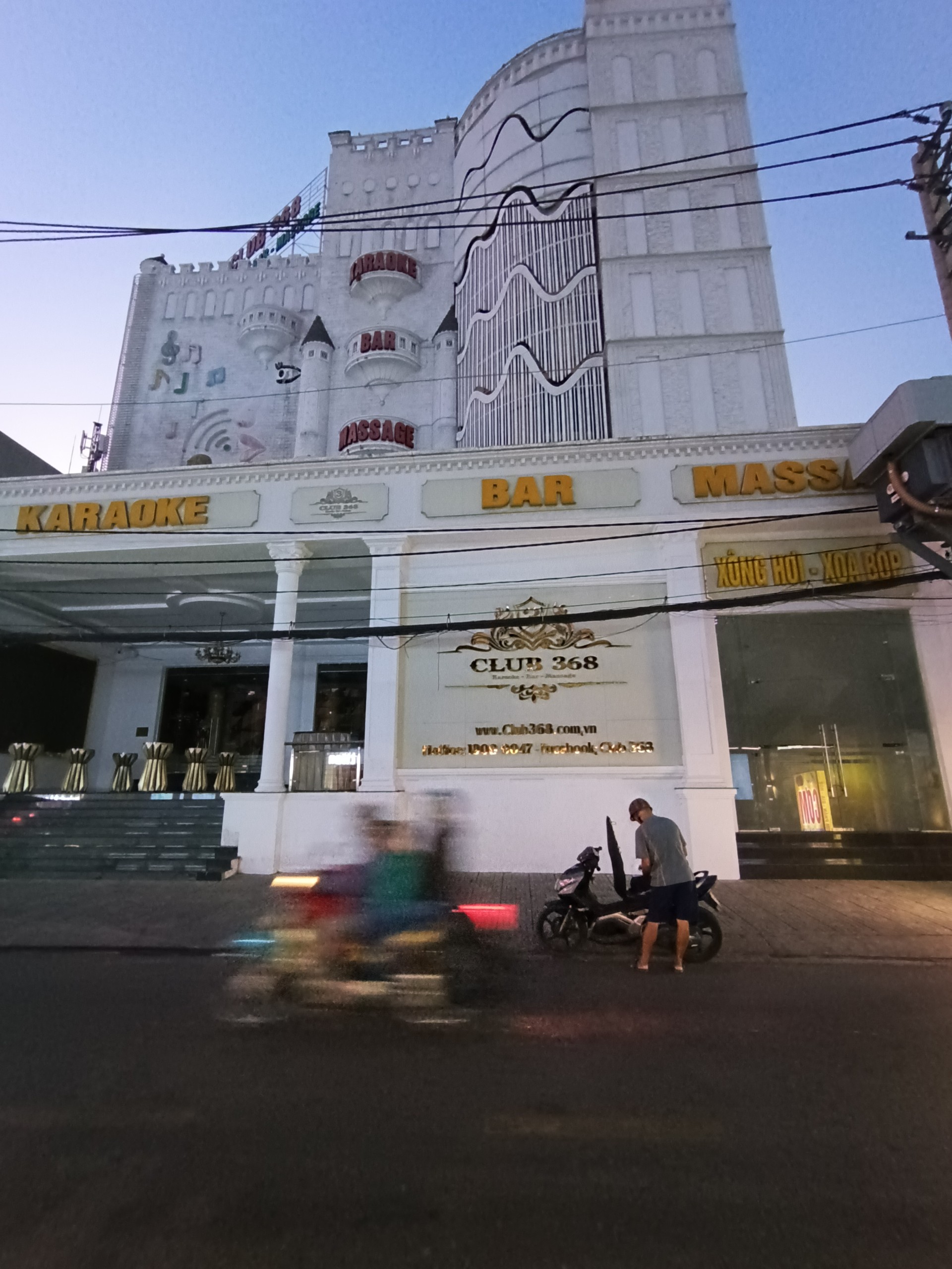 z5396075940811_74769e350b6ee4628876bf33ce3c6c1b