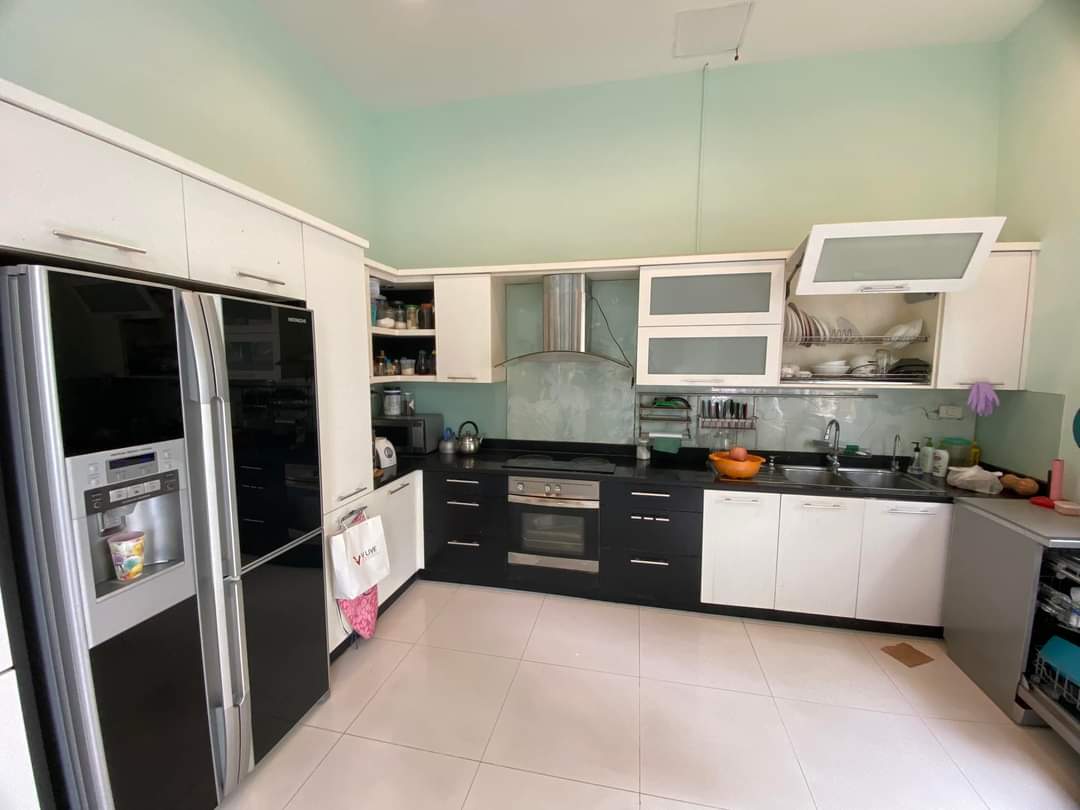 z5406810348266_f3106100e8e3494b3d5aa174af65ced6