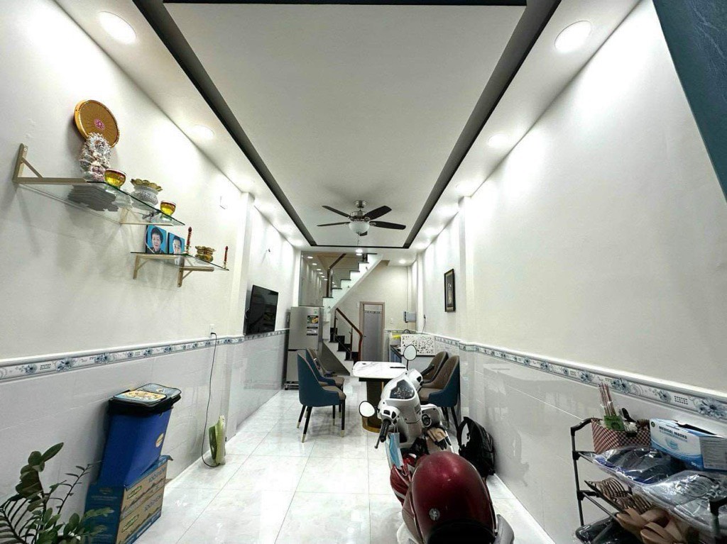 z5493648089825_8ffe161a26acf3da65f6817ca0a8cc49