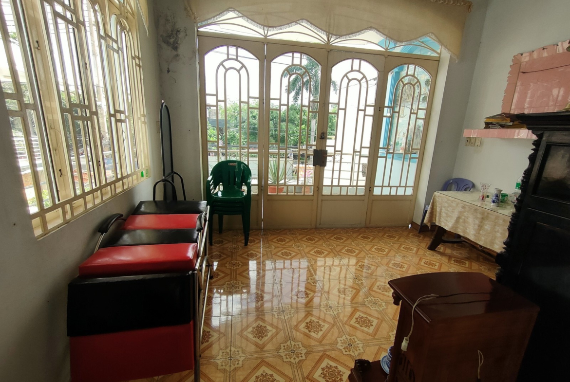 z5550446650299_b54c87c6f23d935e4f805e1a94494893