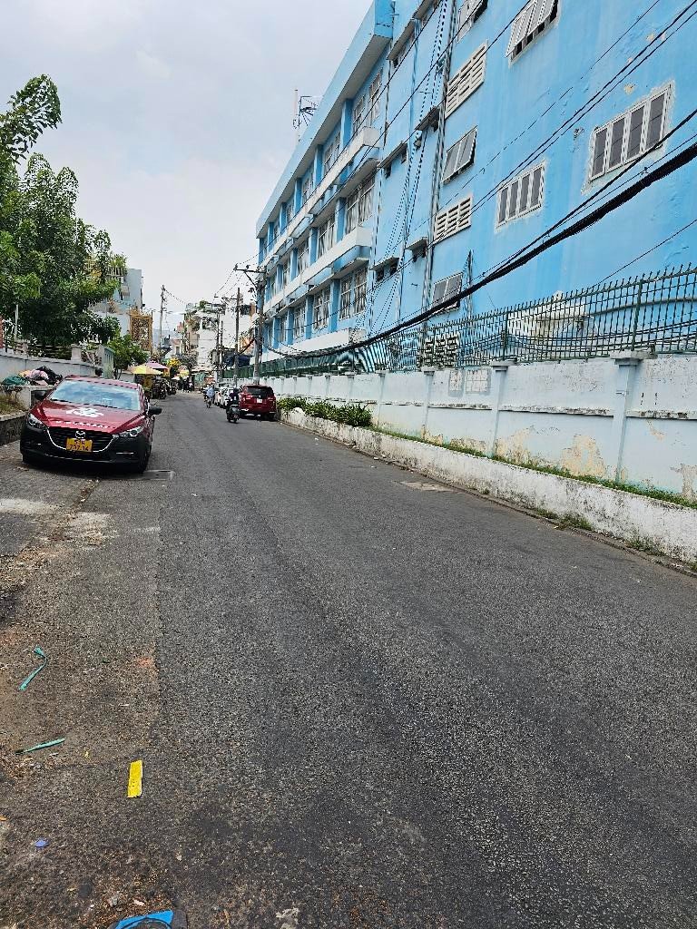 z5579075763474_245056e0bbf8d451ede5bfd17bc6b9d1