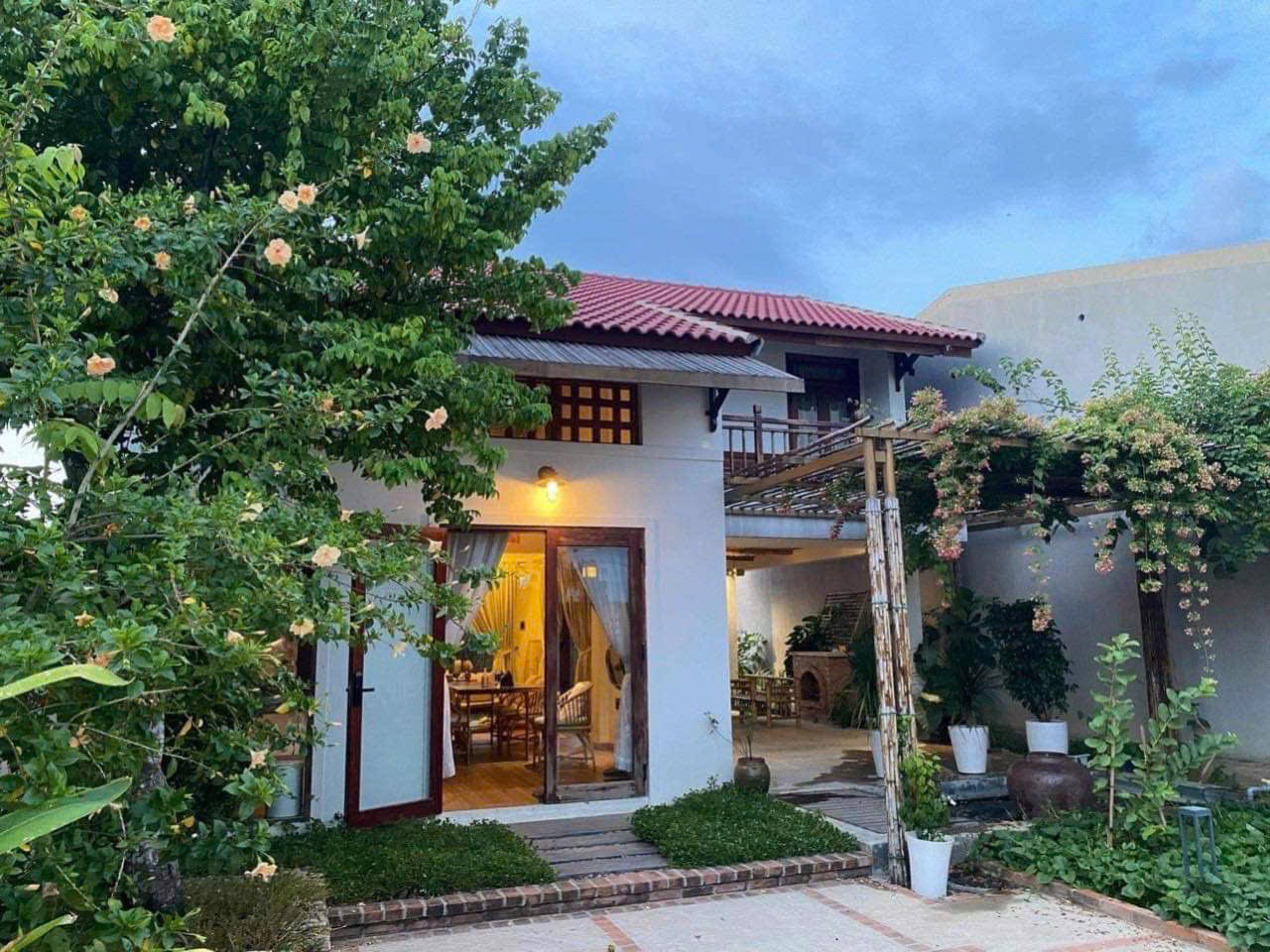 z5579192238134_9b855fc1ad5fb75cf5ed028a2f4d6c59