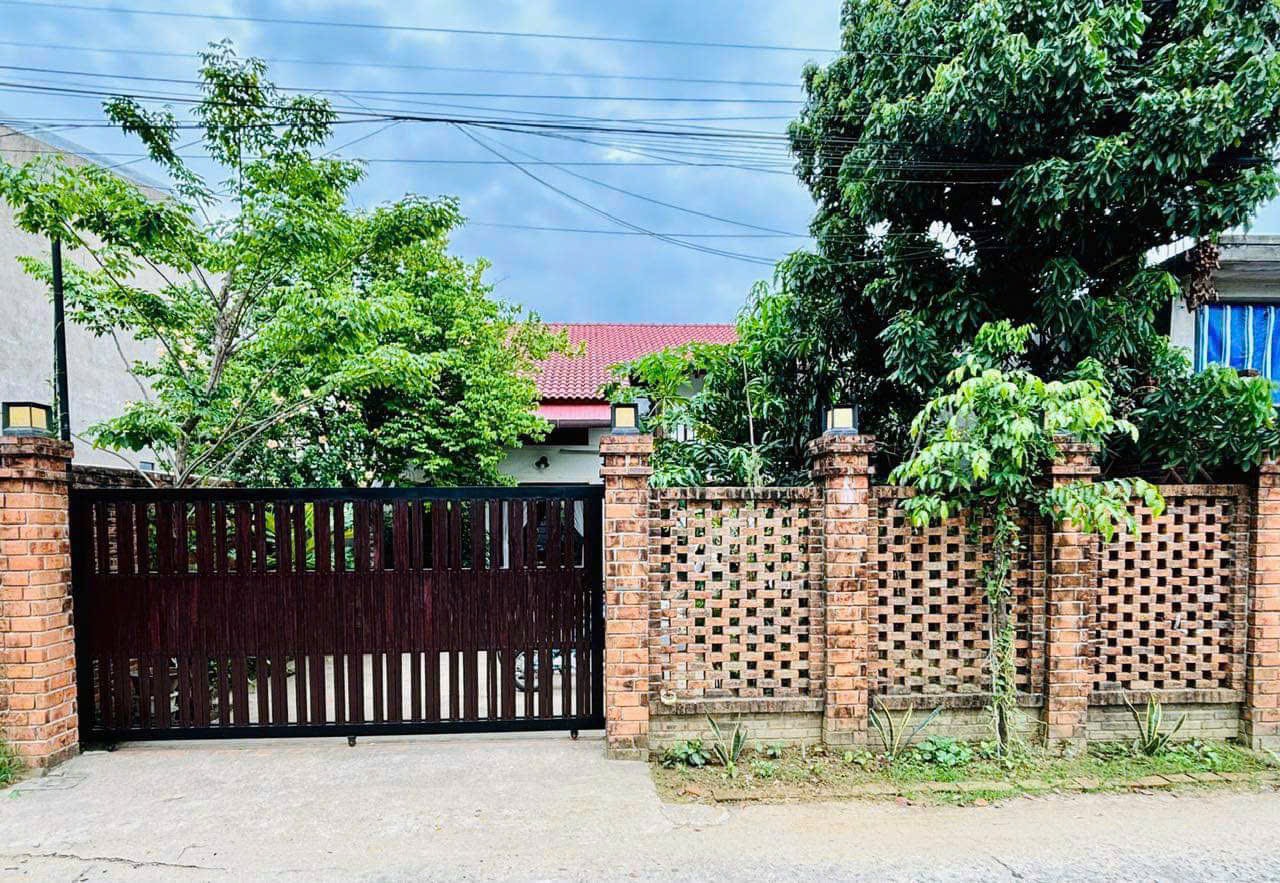 z5579192273099_965a38c0b51efe489c412d017d8b2ec8