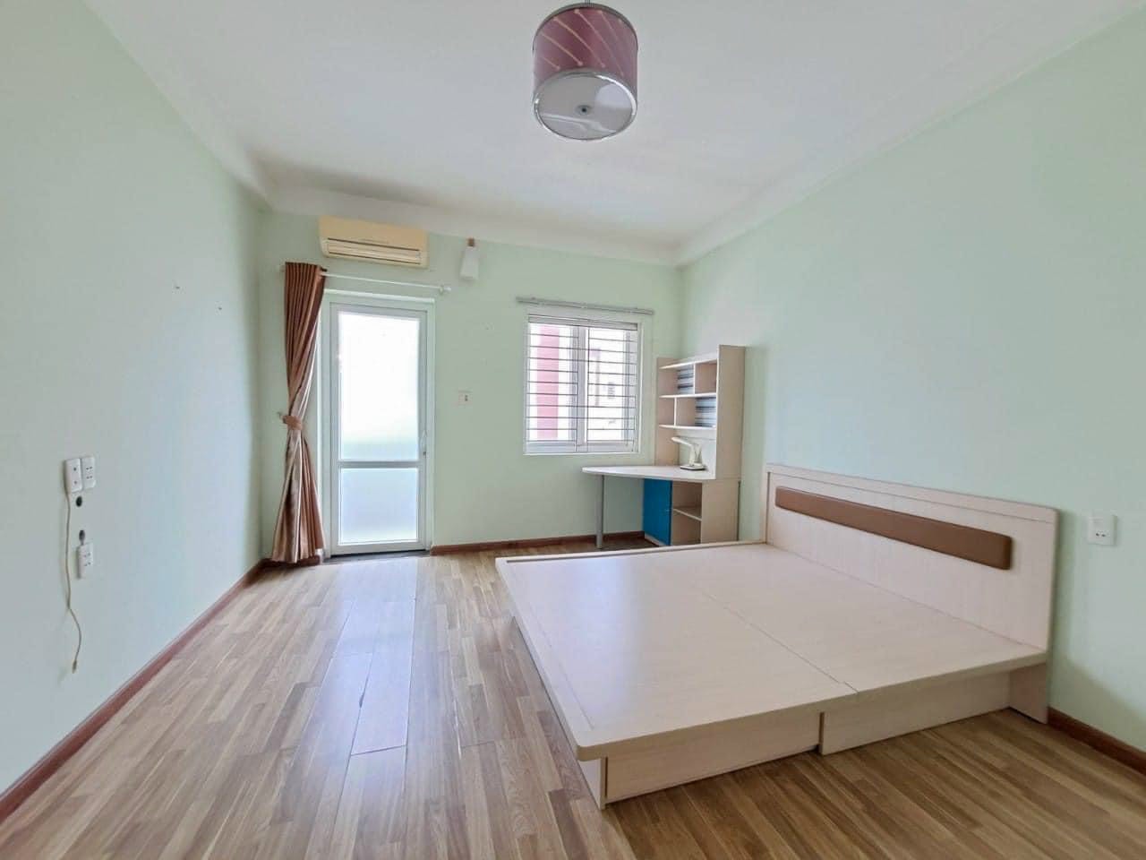 z5585204258476_d27bf94d6f0edc8484b401a6b892e495