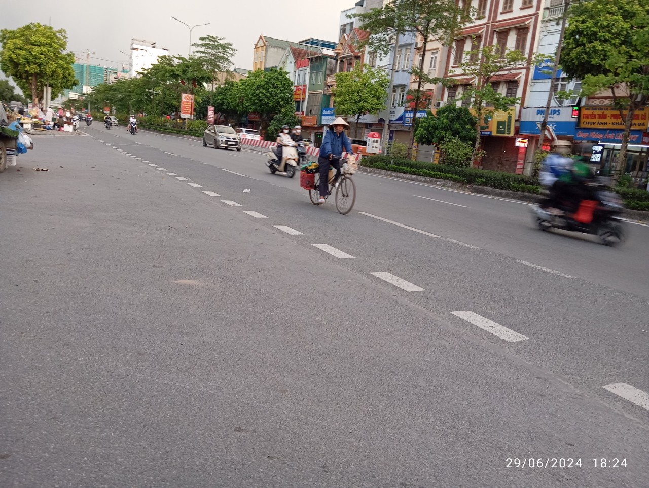 z5587595494980_65bdc75b6e74d79d5a908aa1ffccc843