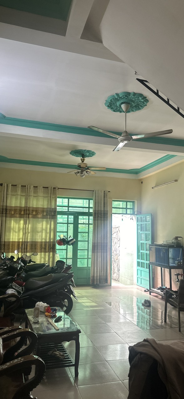 z5592849976450_8f45b4789c485b13d1acd77ae1f4398c