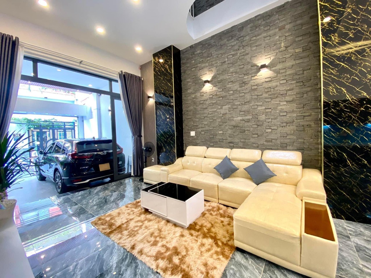 z5594188183204_43230d9176f6da466a8e68ab10b87fe7