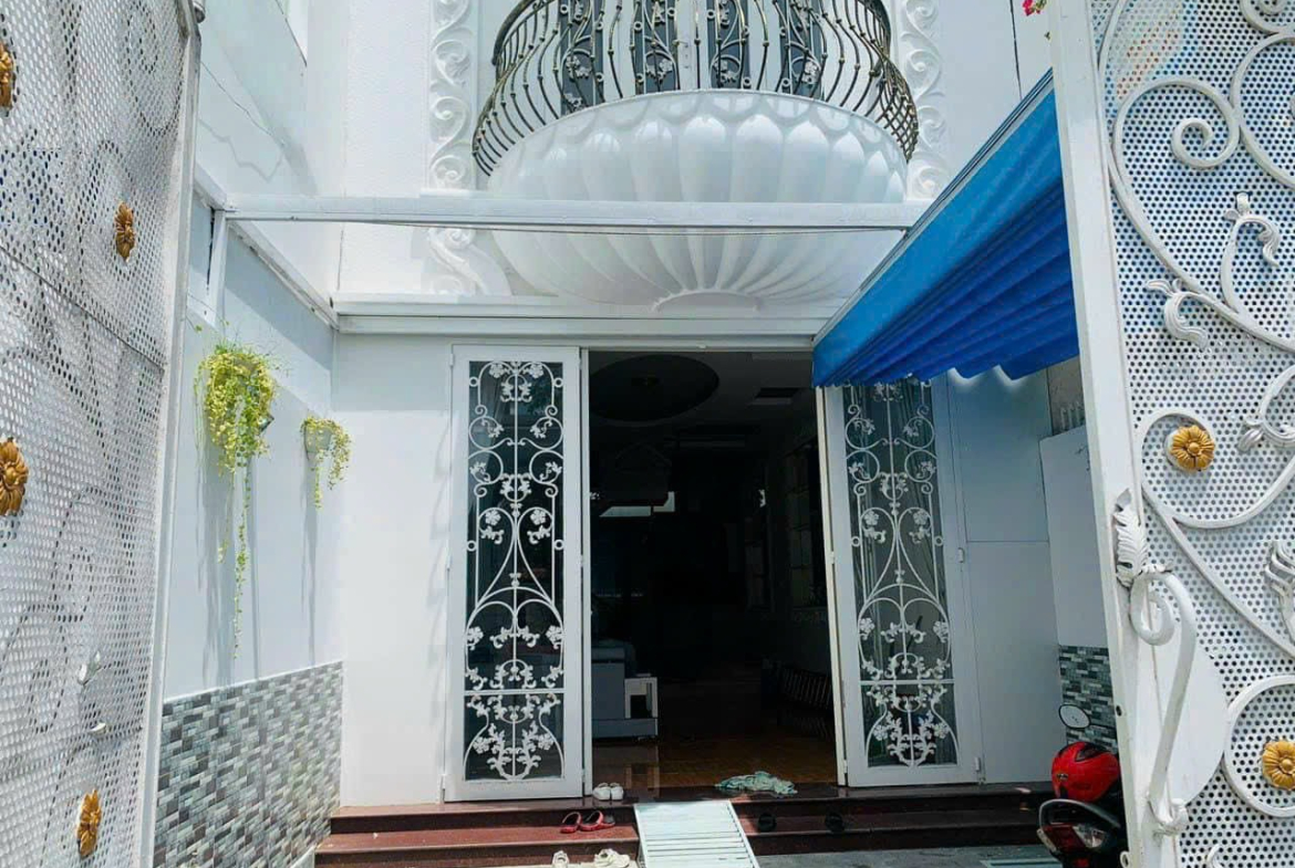 z5594987338534_4716aeec2296b773b56f02c35e9dfc63