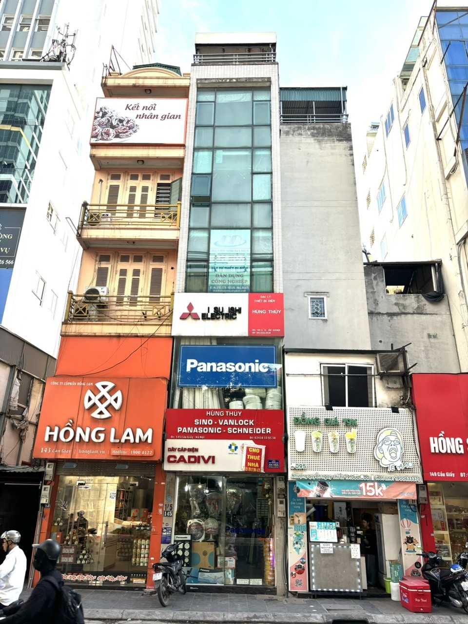 z5605150453821_e153f61d6fa2254f888d1e5076289ab1