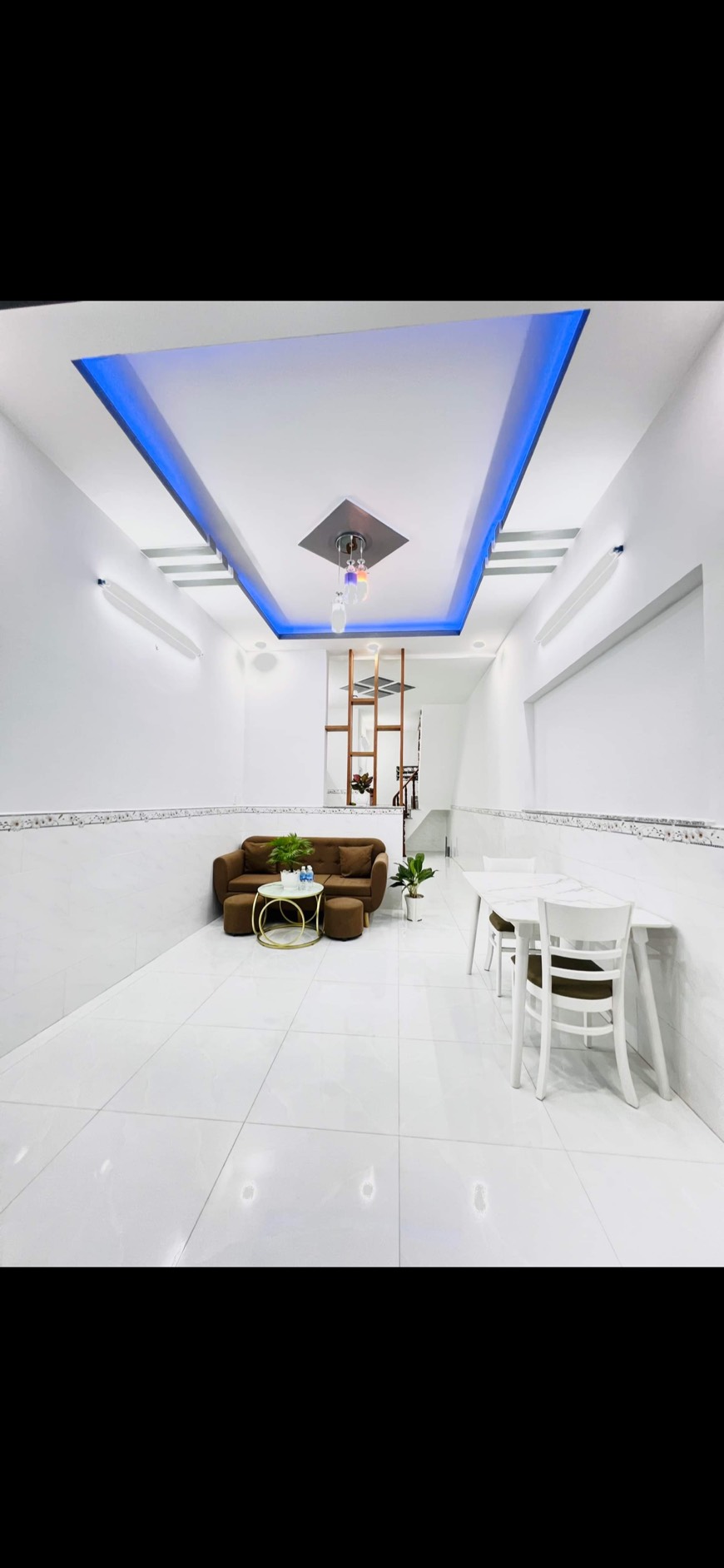 z5605494981167_b5082e388d02daf0a96fe82f704753dd