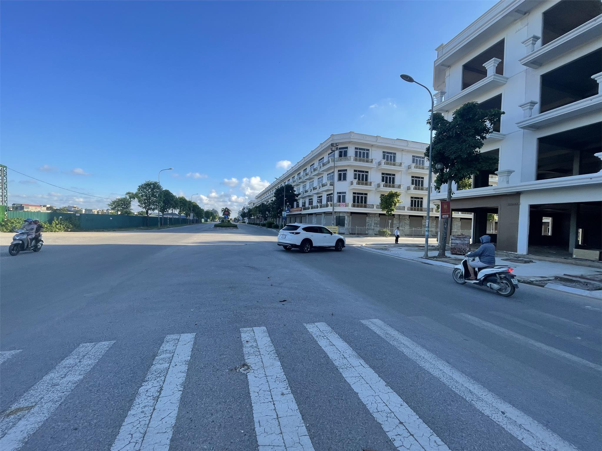 z5606045938502_670e86d06bcd5238f660f8187865fa5d.jpg_bak_638561157890536130