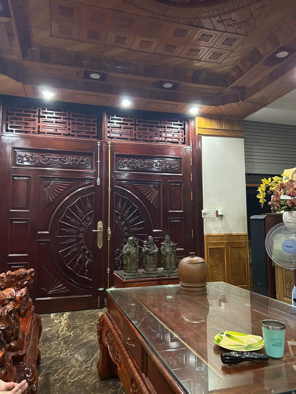 z5607097637925_85a9b1835364982724d40418217be893