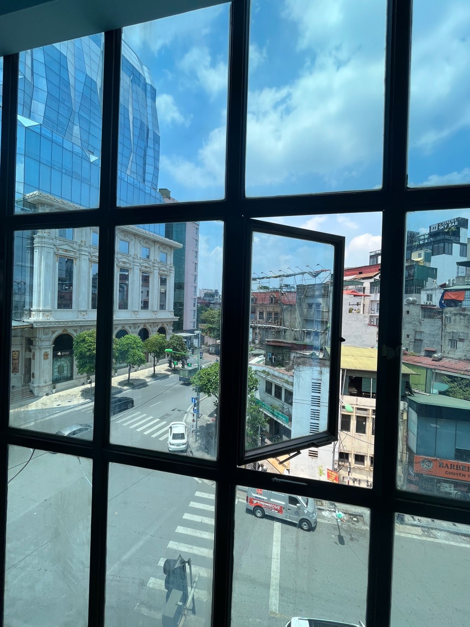 z5607154328826_8d268a93147ec2199084bbaeb4feba95