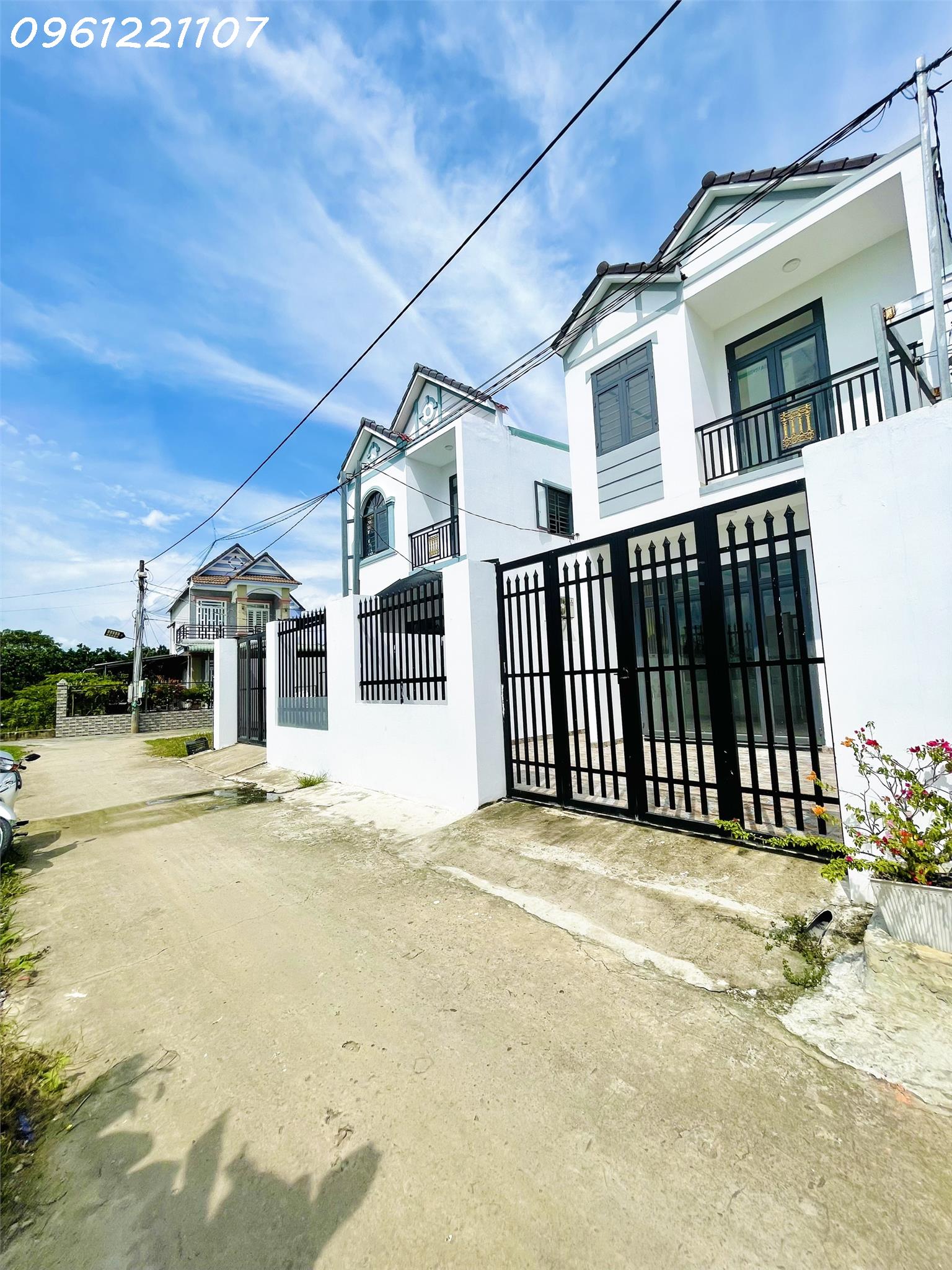 z5612018904619_8d3df9a3d3289c9aced4310d046bd311