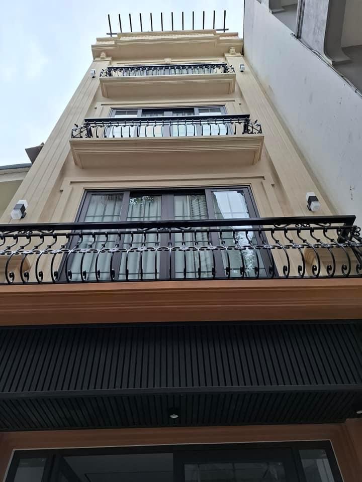 z5613006564396_7fdc21cf1e684746fd6c3f071114625e