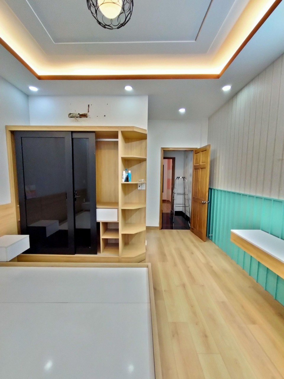 z5615139669131_14c3a5c6a29a010bd52f18ecae8a7396