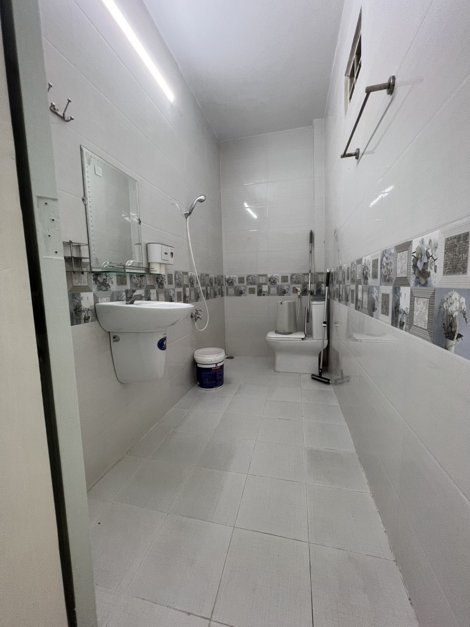 z5615427635165_732aa0dcd3759336ba12225f108bb19f