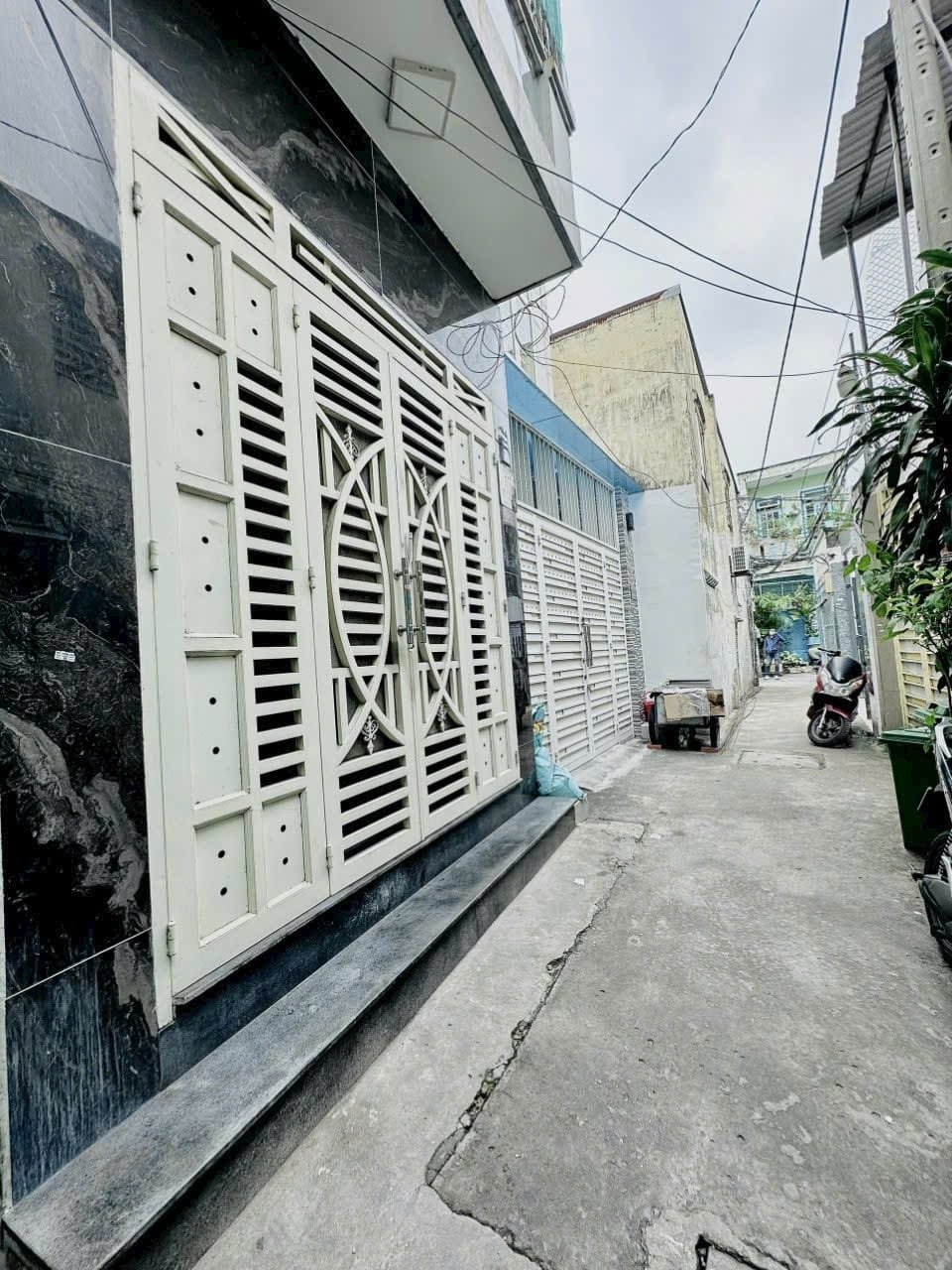 z5616224856290_1eb82a80ed76bb286d53c85b83723cdc